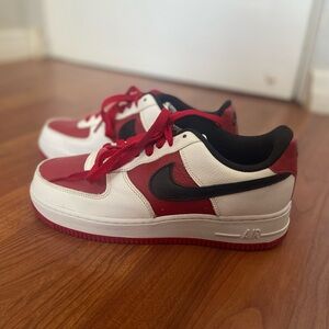 Nike 6 1/2 big boys Air Force one